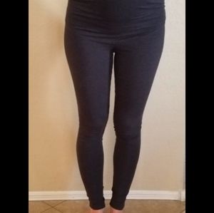 H&M Maternity charcoal gray leggings, small